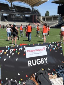 equipe-medicale-match-de-rugby équipe médicale intervenant dans un match de rugby dans le cadre d'une assistance médicale événementielle