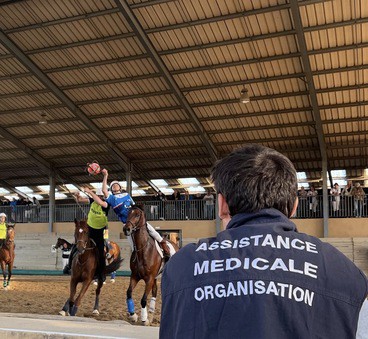 assistance-medicale-hippodrome Personnel médical intervenant dans l'assistance médicale d'un hippodrome